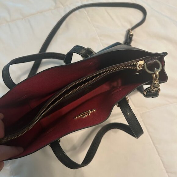 Coach purse - Picture 5 of 7